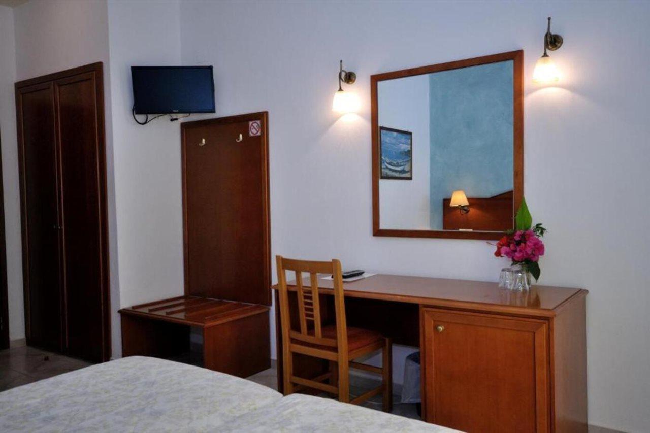 Hotel Marina Village سيتيا المظهر الخارجي الصورة