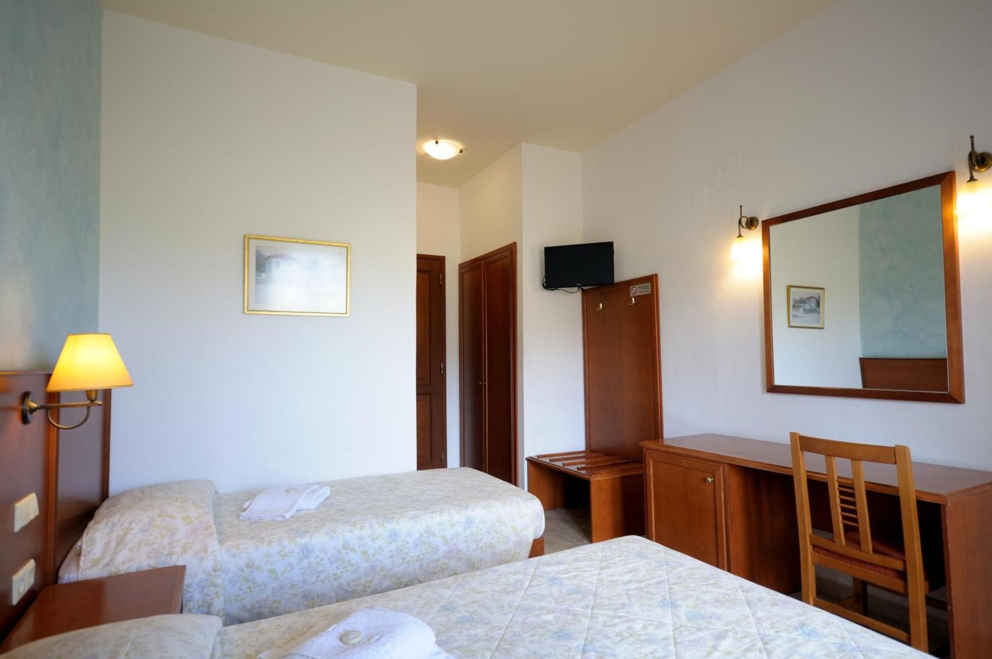 Hotel Marina Village سيتيا الغرفة الصورة